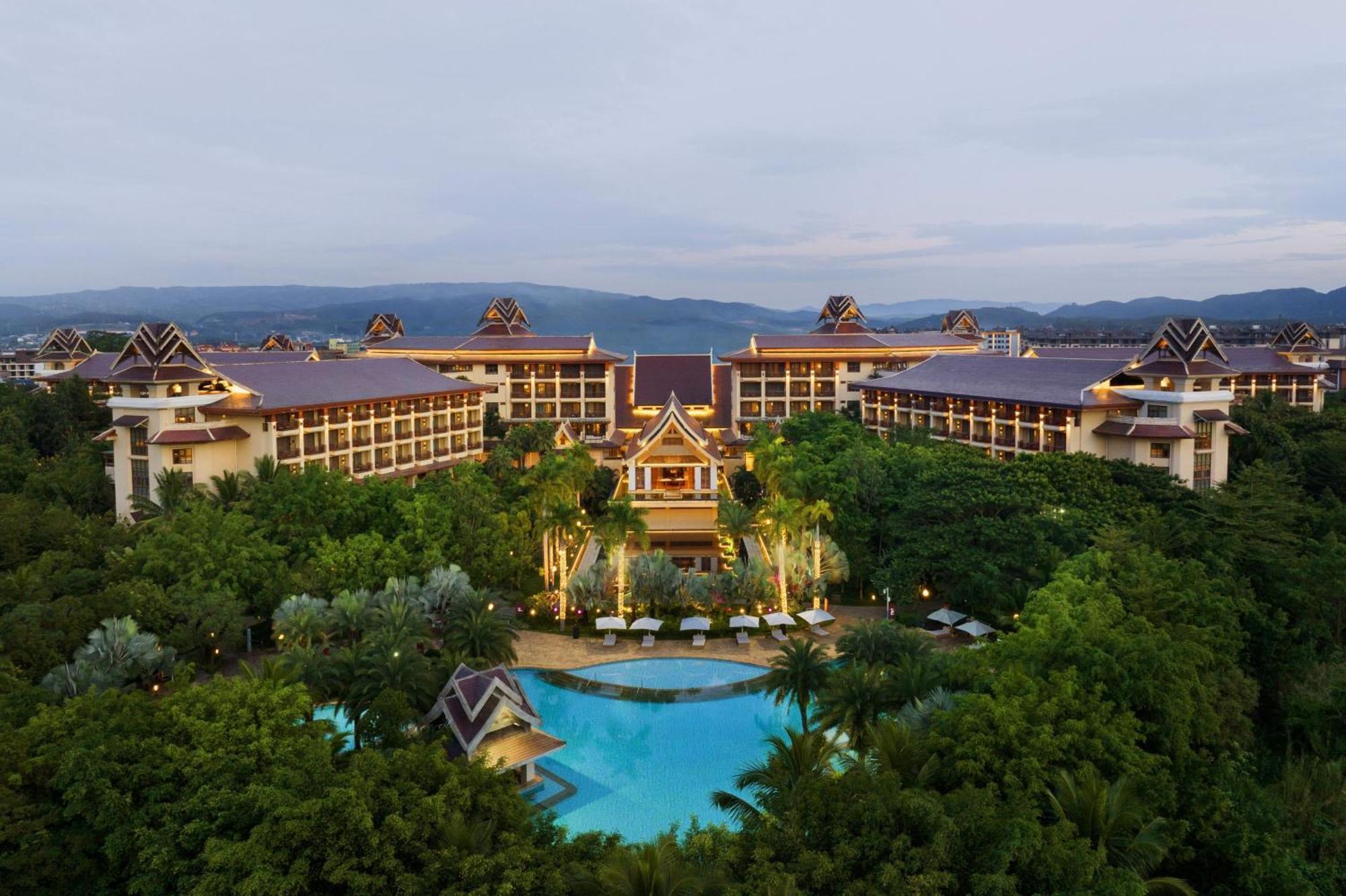 ג'ינגהונג Sheraton Grand Xishuangbanna Hotel מראה חיצוני תמונה