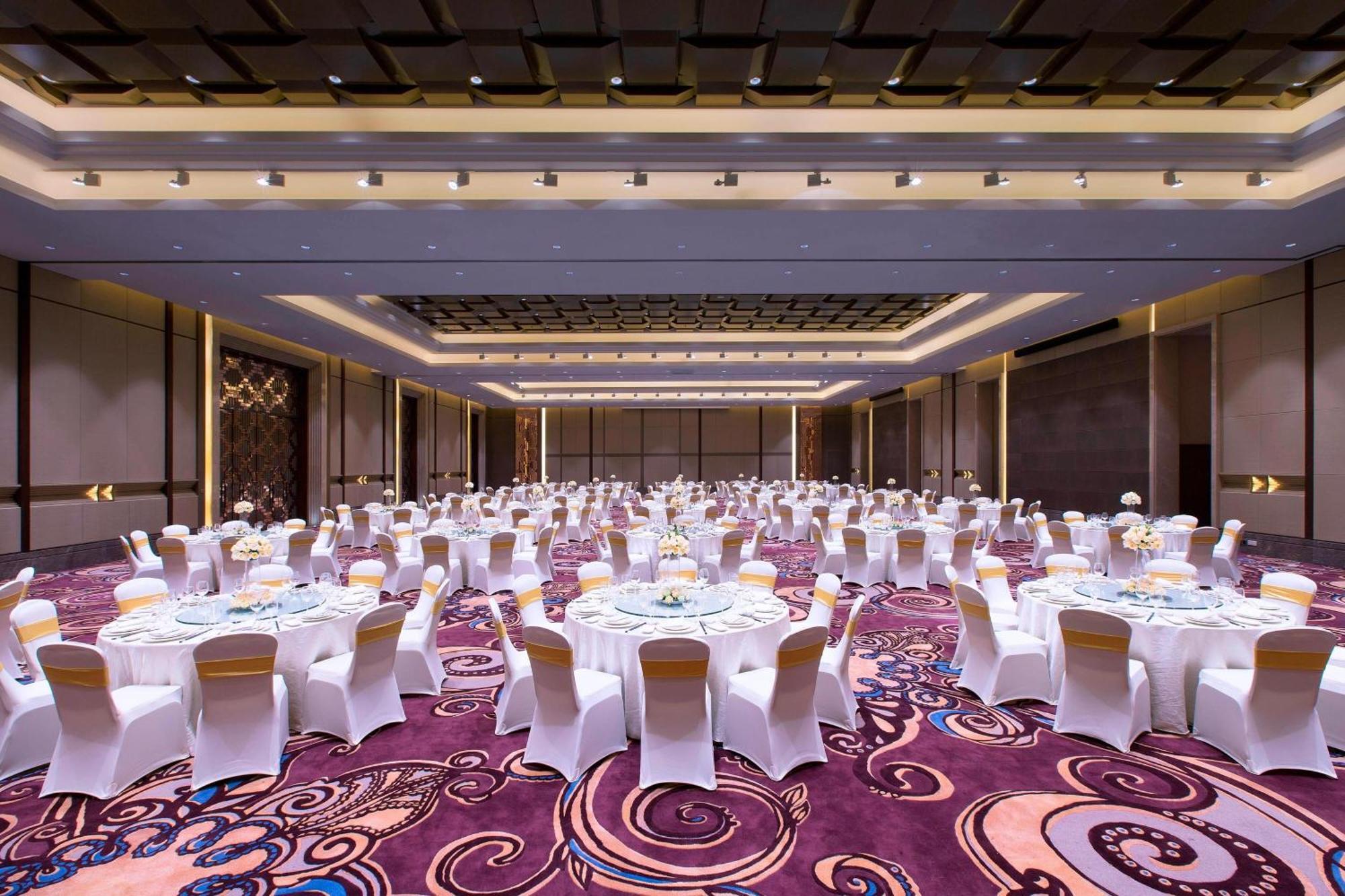 ג'ינגהונג Sheraton Grand Xishuangbanna Hotel מראה חיצוני תמונה