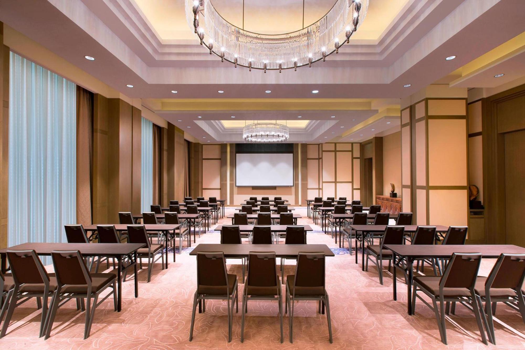 ג'ינגהונג Sheraton Grand Xishuangbanna Hotel מראה חיצוני תמונה